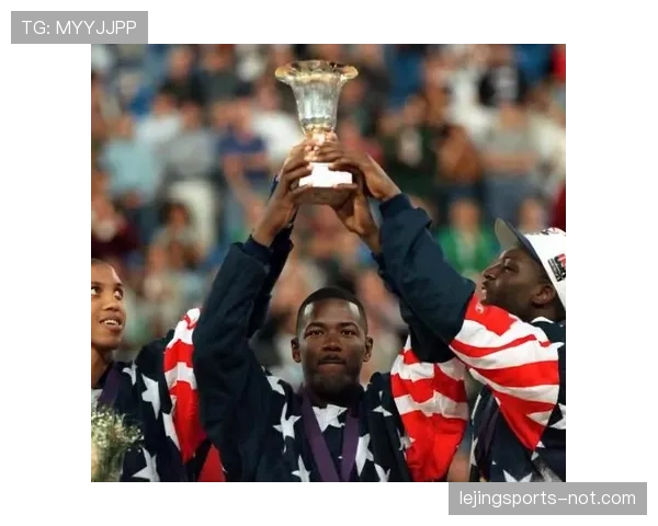 乔·杜马斯突破拉开空间效率提升显著改变球队进攻节奏