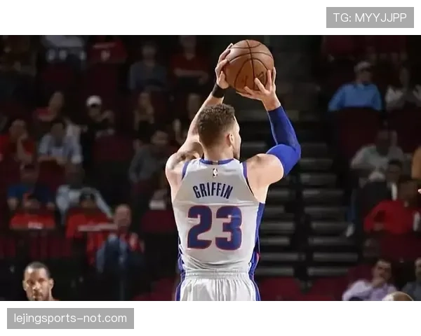 布雷克·格里芬挡拆突破解锁得分新高显著拉开球队攻防差距