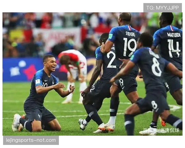 内马尔与姆巴佩高位组织中的前插频率分化机制解析